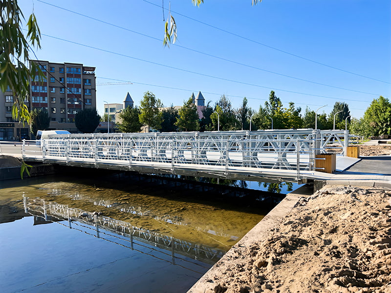 Pod pietonal armat galvanizat cu două benzi, trei rânduri, podul Bailey