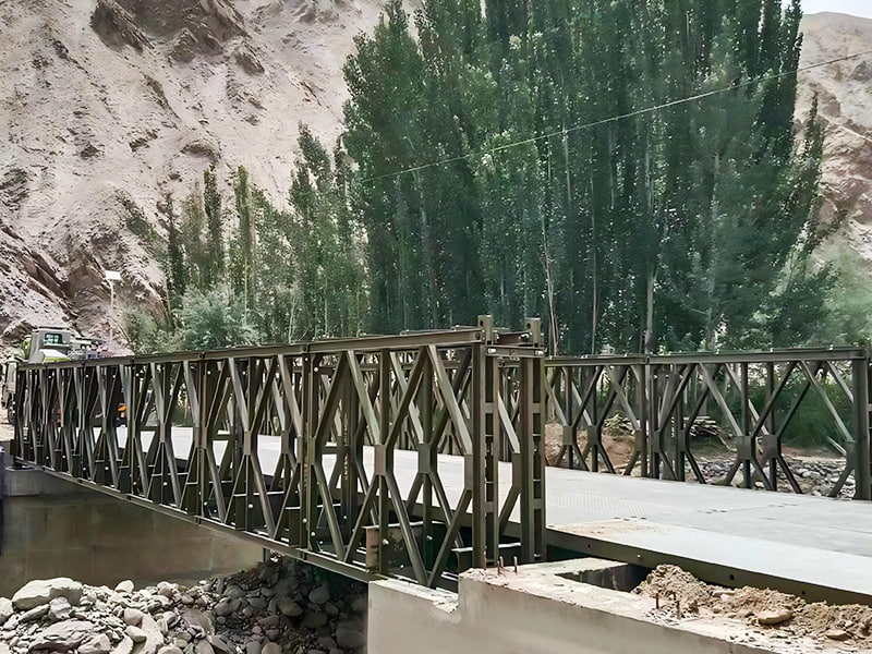 Podul Bailey CB 100, cu două rânduri, cu un singur strat, podul Bailey vopsit
